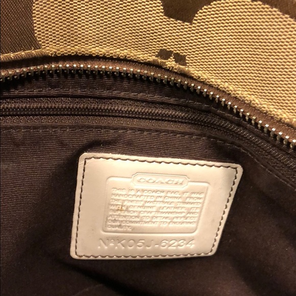 Coach Tote Bag - Picture 7 of 8